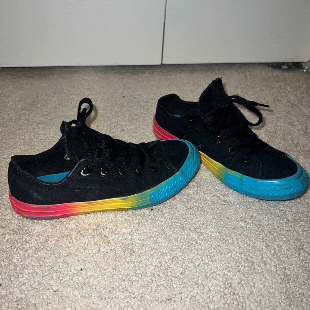 Youth Converse